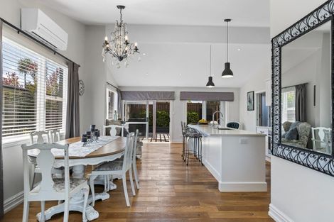 Photo of property in 28 Sunny Bay Road, Matua, Tauranga, 3110