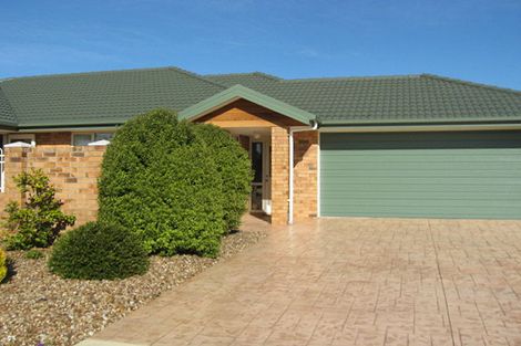 Photo of property in 1 Baltic Place, Northwood, Christchurch, 8051