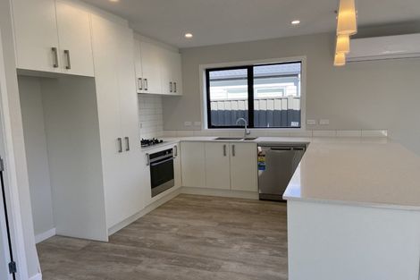 Photo of property in 59 Karearea Avenue, Kenepuru, Porirua, 5022