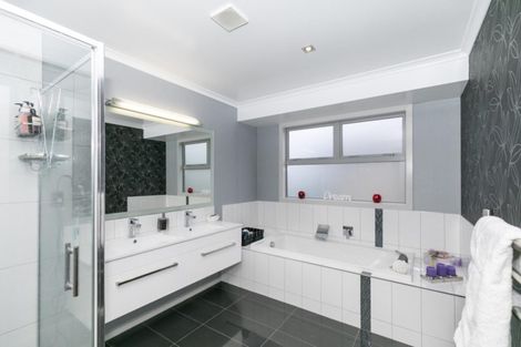 Photo of property in 6 Bos Crescent, Flagstaff, Hamilton, 3210