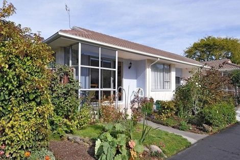 Photo of property in 1/34 Solway Avenue, Ilam, Christchurch, 8041