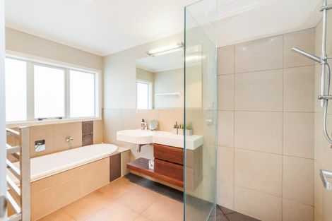 Photo of property in 410 Ruahine Street, Terrace End, Palmerston North, 4410