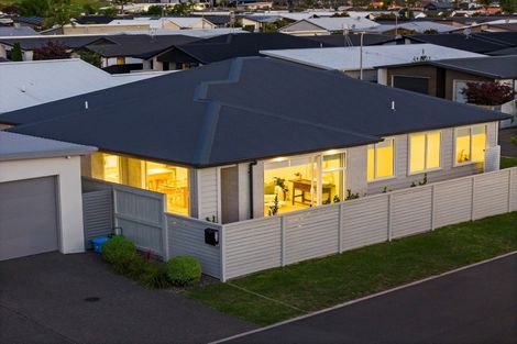 Photo of property in 45 Saint Pauls Drive, Brookfield, Tauranga, 3110