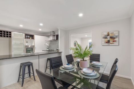 Photo of property in 11 Thyme Court, Flat Bush, Auckland, 2016