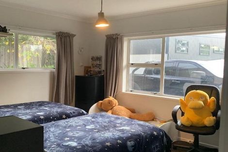 Photo of property in 4 Bright Way, Lower Vogeltown, New Plymouth, 4310