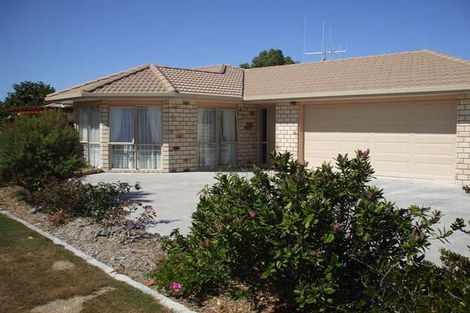 Photo of property in 51 Darlington Street, Ngatea, 3503