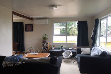 Photo of property in 77 Solar Road, Glen Eden, Auckland, 0602