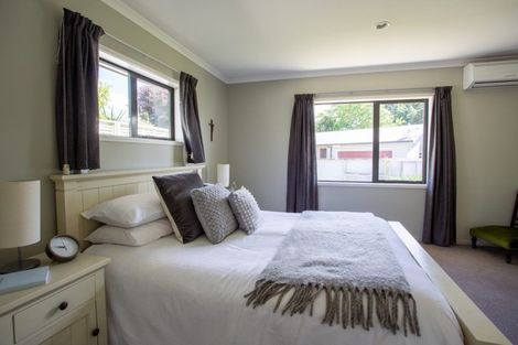 Photo of property in 12 Howard Street, Carterton, 5713