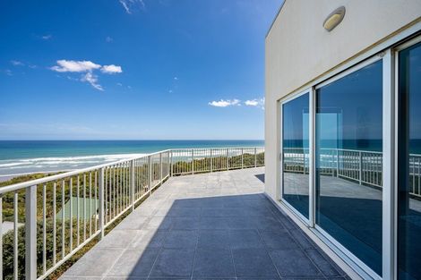 Photo of property in 20 Coates Avenue, Baylys Beach, Dargaville, 0377