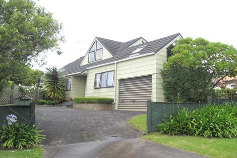 Photo of property in 50 Halberg Street, Glenfield, Auckland, 0629