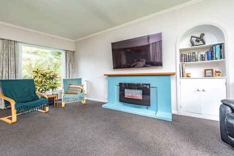 Photo of property in 16 Oakland Avenue, Saint Johns Hill, Whanganui, 4500