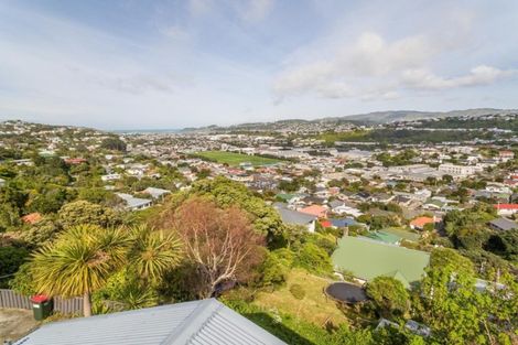 Photo of property in 107 Nevay Road, Miramar, Wellington, 6022