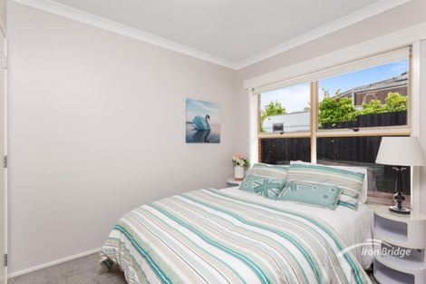 Photo of property in 1/3 Tallington Crescent, Torbay, Auckland, 0630