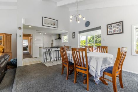 Photo of property in 12a Bronte Place, Whalers Gate, New Plymouth, 4310