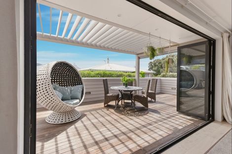 Photo of property in 96b Muricata Avenue, Mount Maunganui, 3116