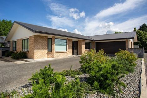 Photo of property in 12 Howard Street, Carterton, 5713