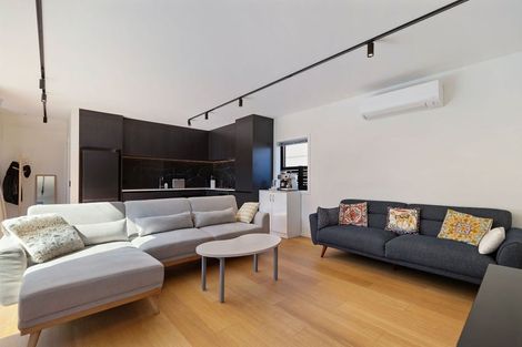 Photo of property in 5 Curvey Court, Jacks Point, 9371