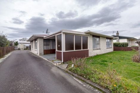 Photo of property in 14 Fisher Place, Carterton, 5713