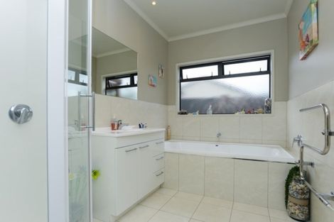 Photo of property in 9 Palliser Place, Poraiti, Napier, 4112