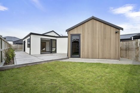 Photo of property in 17c Brightwater Terrace, Terrace End, Palmerston North, 4410