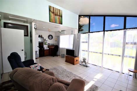 Photo of property in 23 Ross Street, Woodville, 4920