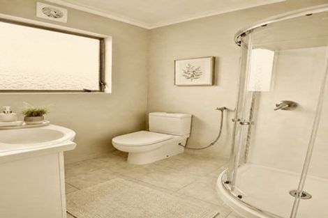 Photo of property in 67 Lincoln Park Avenue, Massey, Auckland, 0614