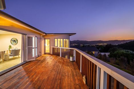 Photo of property in 23 Garrett Place, Riverstone Terraces, Upper Hutt, 5018