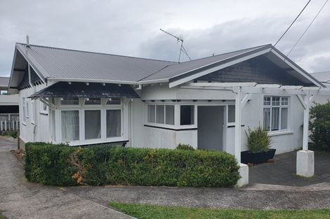 Photo of property in 49 Dorset Avenue, Westown, New Plymouth, 4310