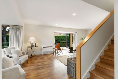 Photo of property in 114b Memorial Avenue, Burnside, Christchurch, 8053