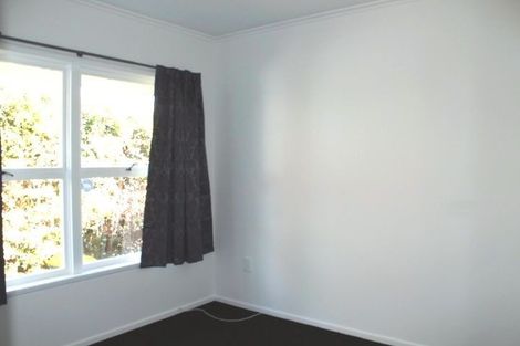 Photo of property in 61 Ocean View Road, Hillcrest, Auckland, 0627