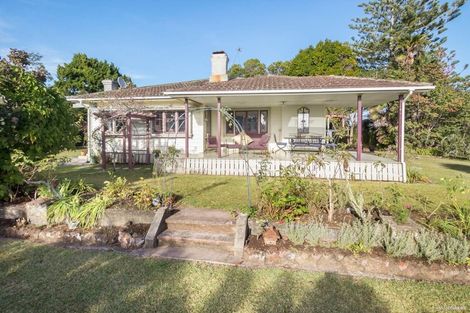 Photo of property in 250 Titirangi Road, Titirangi, Auckland, 0604