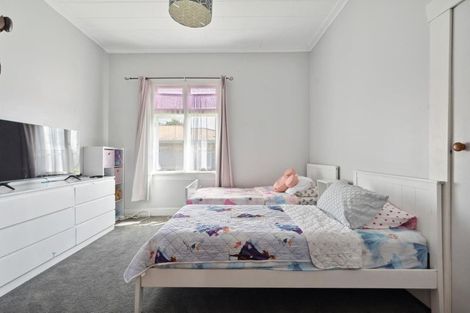 Photo of property in 140 Seddon Street, Pukekohe, 2120