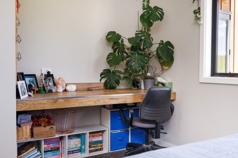 Photo of property in 981 Colyton Road, Bunnythorpe, Feilding, 4775