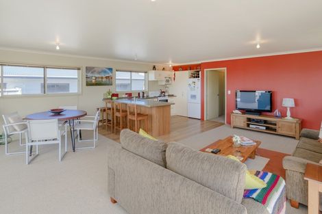 Photo of property in 255 Cook Drive, Whitianga, 3510
