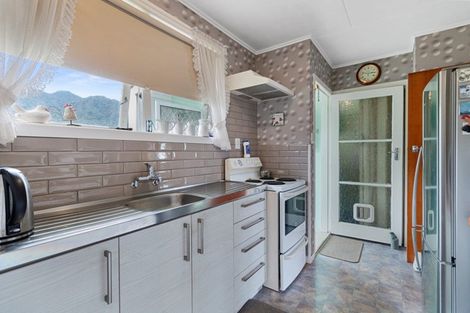 Photo of property in 19 Churchill Avenue, Te Aroha, 3320