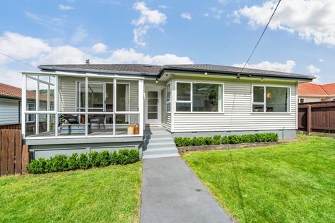 Photo of property in 342 Main Road, Tawa, Wellington, 5028
