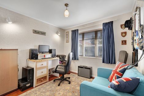 Photo of property in 97 Thornton Road, Cambridge, 3434