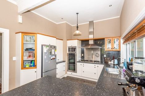 Photo of property in 79 Ormond Road, Whataupoko, Gisborne, 4010