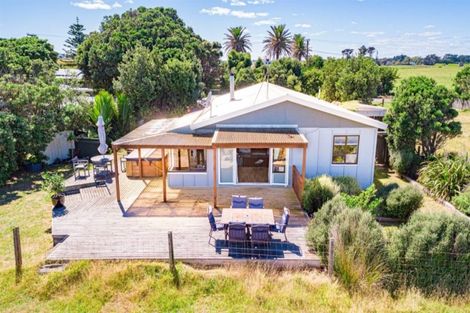 Photo of property in 97 Peat Avenue, Kai Iwi, Whanganui, 4574