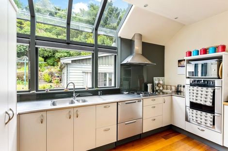 Photo of property in 72 Heretaunga Square, Silverstream, Upper Hutt, 5019