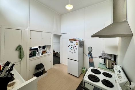 Photo of property in 90 Victoria Avenue, Palmerston North, 4410