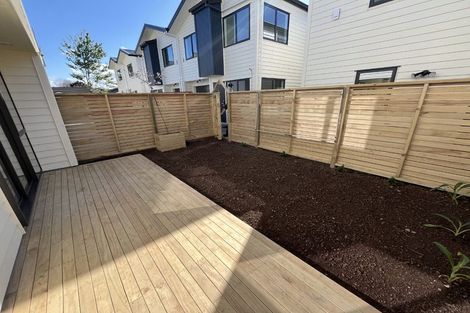 Photo of property in 6/25 Manse Road, Pahurehure, Papakura, 2113