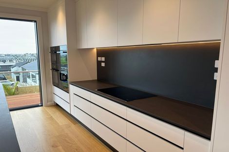 Photo of property in 3 Koheru Place, Long Bay, Auckland, 0630