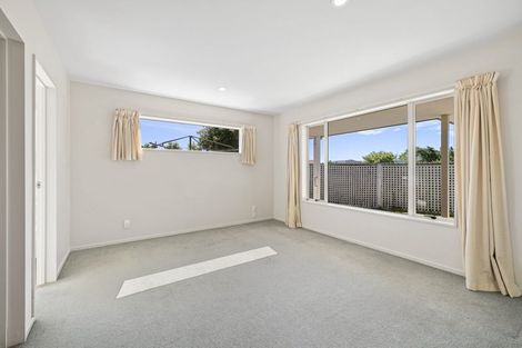 Photo of property in 68 Kotuku Crescent, Woolston, Christchurch, 8023