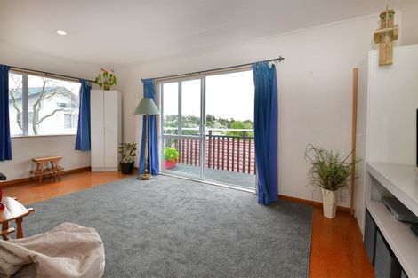 Photo of property in 14a Jean Place, Stanmore Bay, Whangaparaoa, 0932