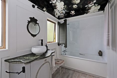 Photo of property in 2/205 Knight Street, Hastings, 4122