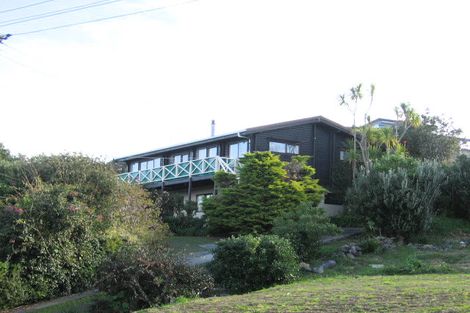 Photo of property in 14 Penguin Street, Leigh, Warkworth, 0985