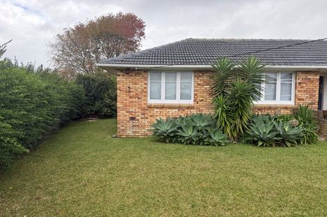 Photo of property in 48 James Laurie Street, Henderson, Auckland, 0612