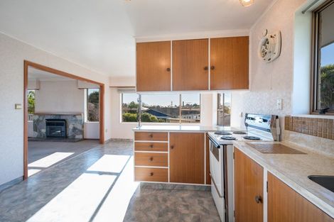 Photo of property in 2 Balmoral Place, Stoke, Nelson, 7011