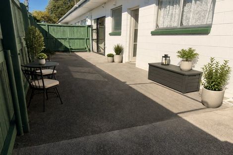 Photo of property in 67 Lincoln Park Avenue, Massey, Auckland, 0614